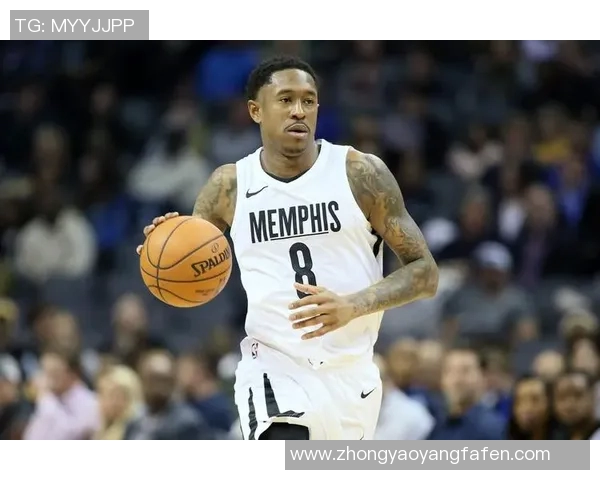 马尚布鲁克斯的篮球之路与职业生涯的辉煌成就回顾